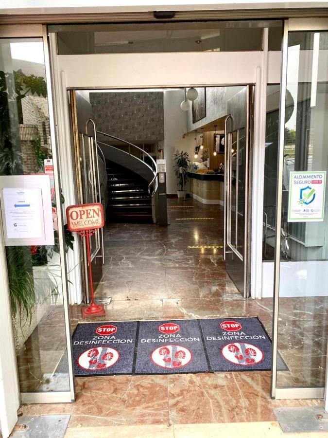 Hotel Vejo 레이노사 외부 사진