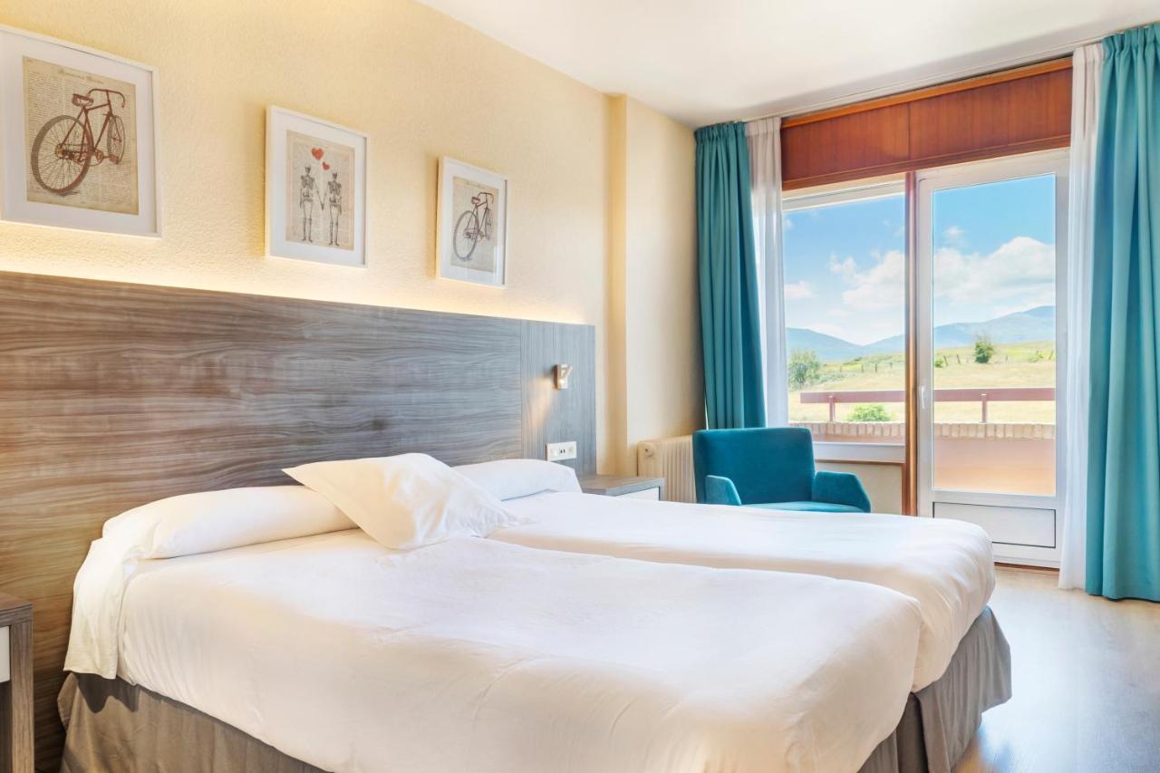Hotel Vejo 레이노사 외부 사진