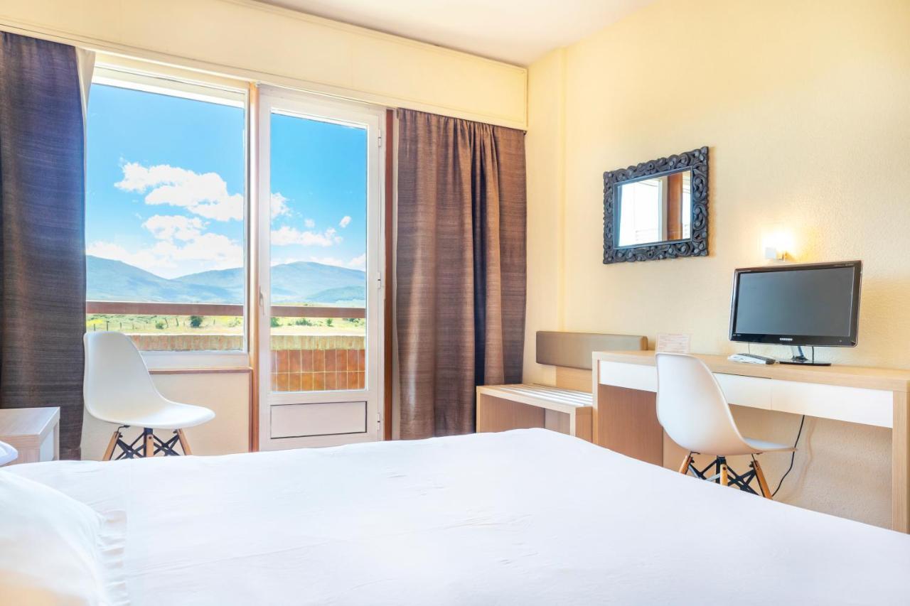 Hotel Vejo 레이노사 외부 사진