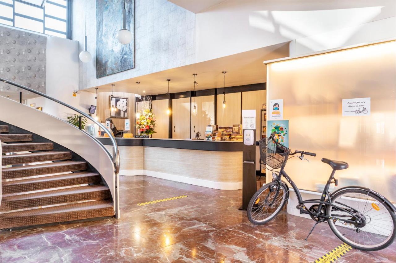 Hotel Vejo 레이노사 외부 사진