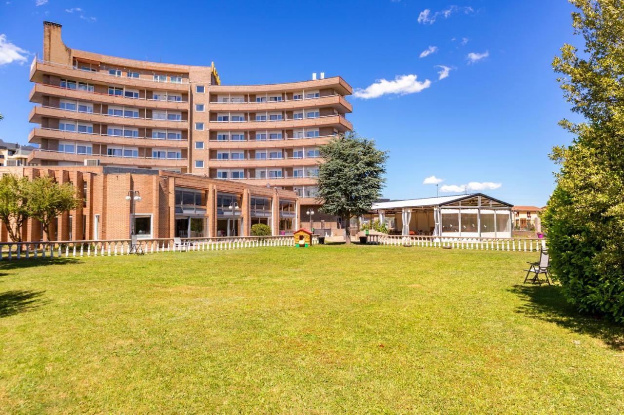 Hotel Vejo 레이노사 외부 사진