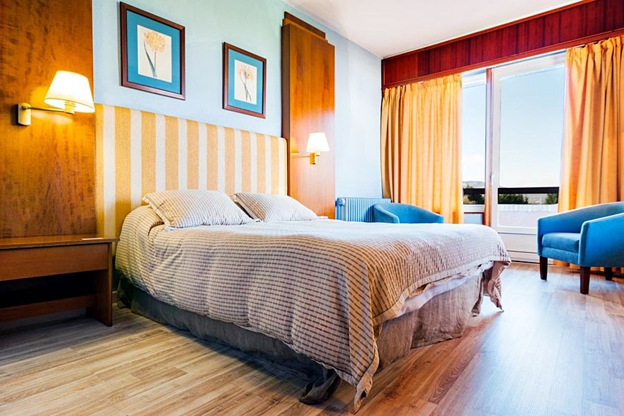 Hotel Vejo 레이노사 외부 사진